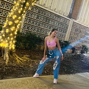 Meet your Posher, Dianelys